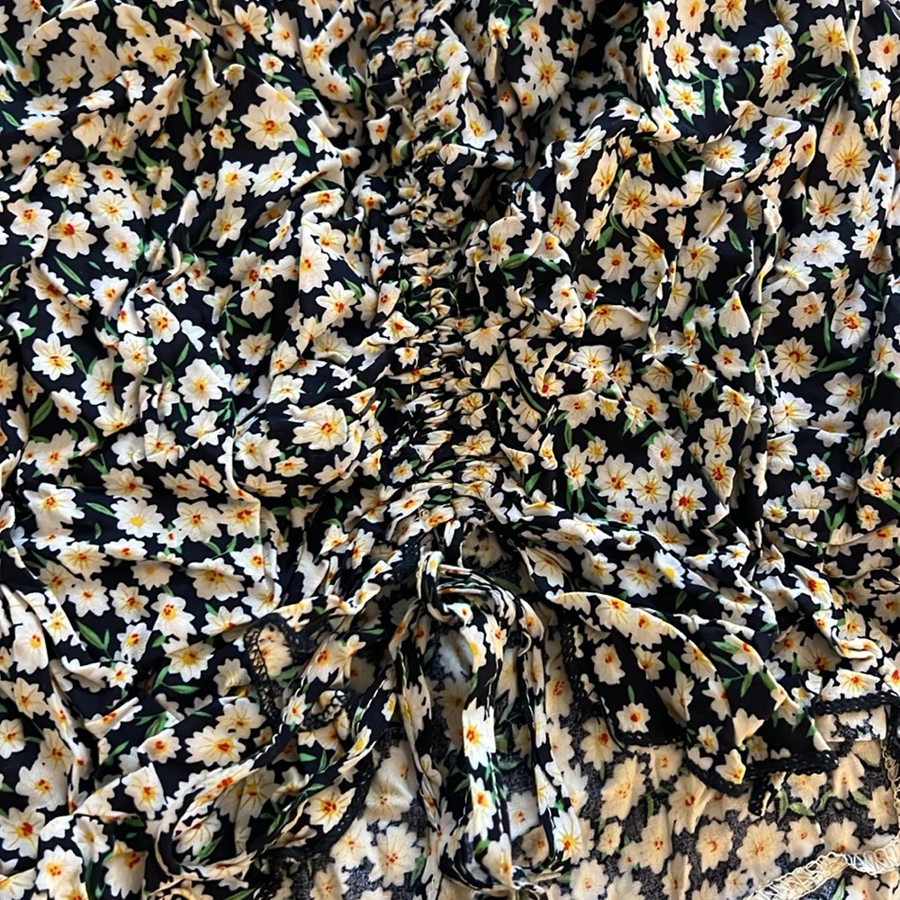 PRINCESS POLLY FLORAL DRESS - Picture 3 of 5
